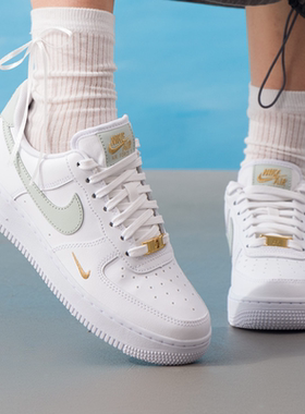 Nike耐克女鞋Air Force1浅绿小钩空军一号AF1低帮板鞋CZ0270-106