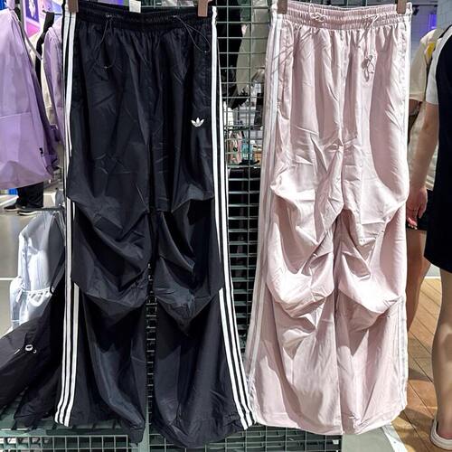 阿迪达斯三叶草女子25新款宽松阔腿梭织伞兵长裤KE9790 KE9791