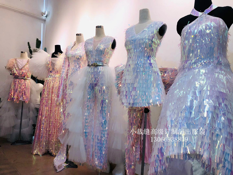 新款镭射亮片晚礼服走秀服装商演礼服裙走秀服装