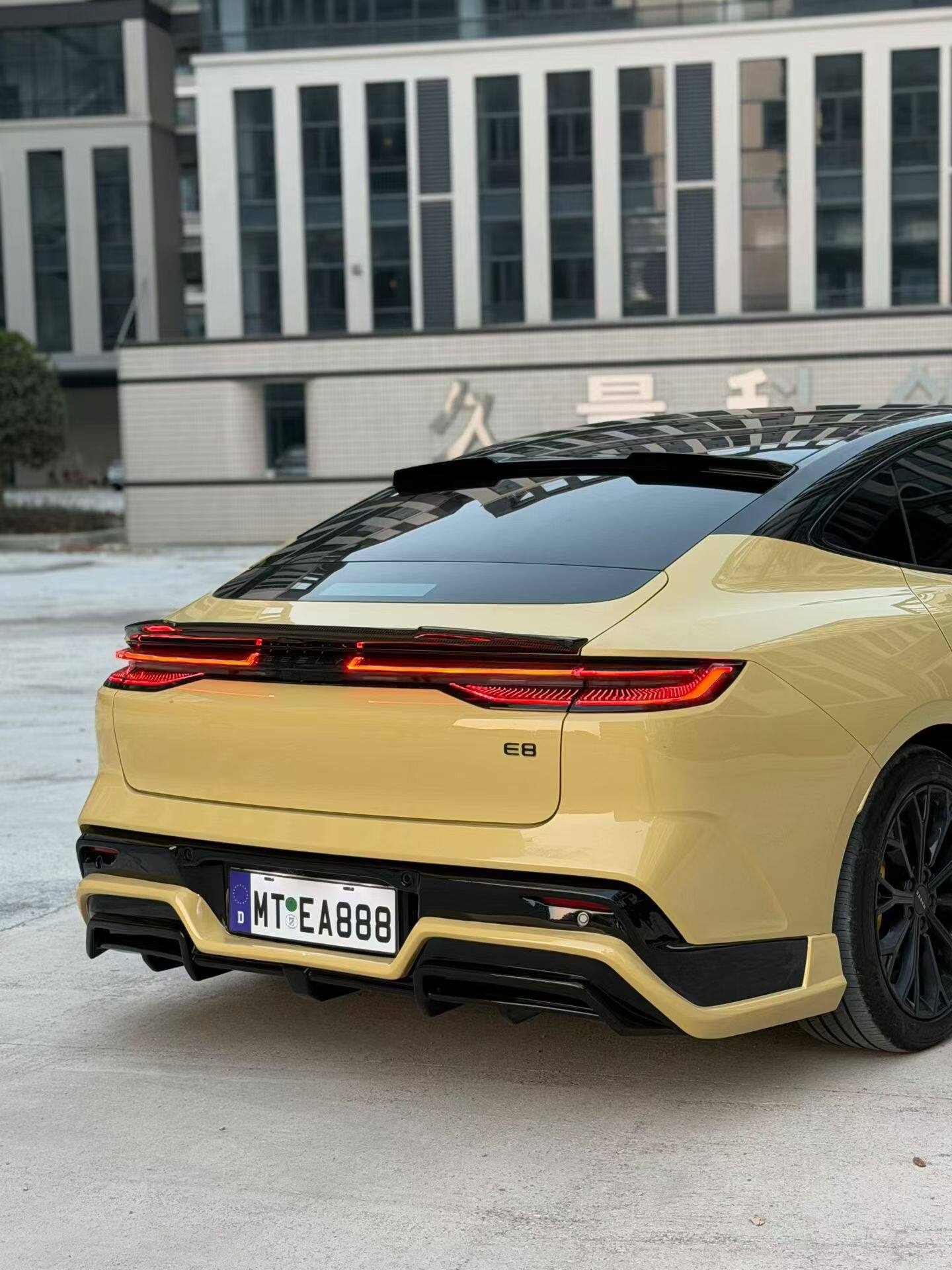 适用吉利银河E8改装运动小包围 银河E8改装前唇侧裙后唇尾翼顶翼