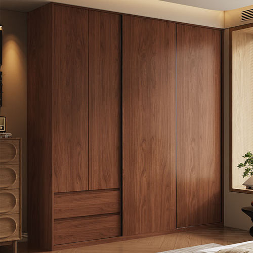 新中式胡桃色全实木推拉门衣柜广东佛山原木2025新款工厂定制衣橱