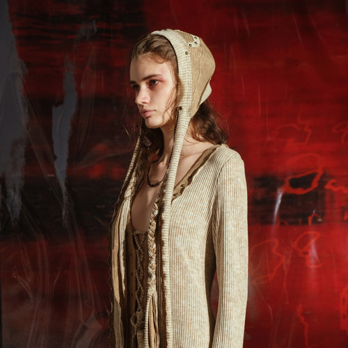 NN-NORTH NODE “无限”长辫子针织帽子