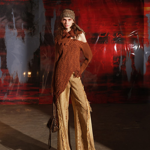 NN-NORTH NODE “燃烧的纹路”做旧不规则露肩毛衣（送围脖）