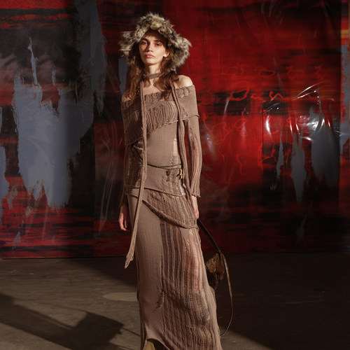 NN-NORTH NODE “神秘狂想曲”破洞一字肩毛衣针织衫+半身裙