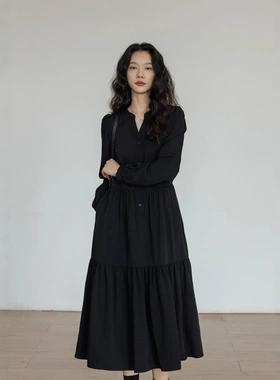 150斤胖MM宽松大码2026新款法式复古休闲连衣裙V领长袖遮肉显瘦