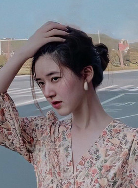 wengen抖音赵露思同款银针木质感小众设计耳圈米白色C形耳环耳钉