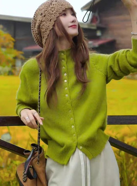 温柔韩系风绿色开衫女针织高领毛衣纽扣软糯宽松山羊绒衫加厚上衣