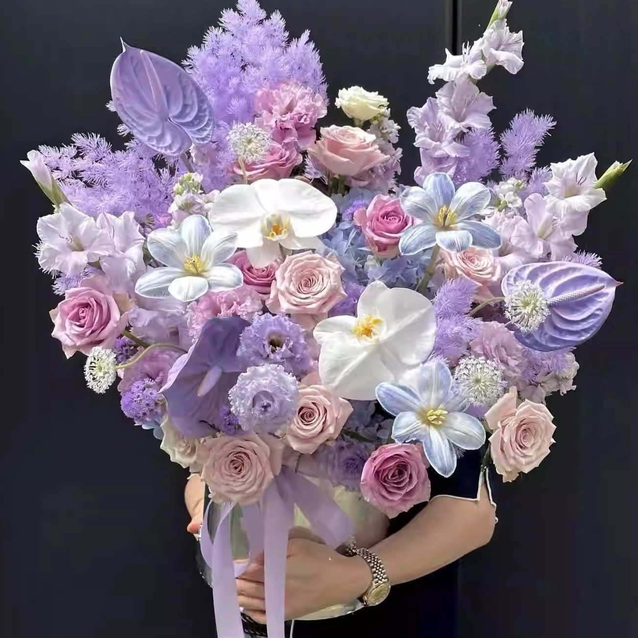 超大抱抱桶玫瑰花郁金香蝴蝶兰紫玫瑰鲜花速递同城上海配送花