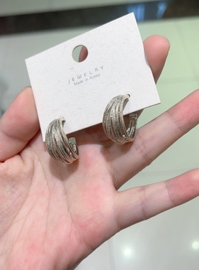 简约大气C型银色线条耳钉女气质冷淡风高级感耳圈耳钉独特耳饰品