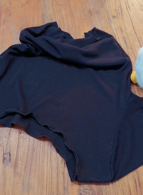 rom2甜美温柔木耳边 复古显瘦黑色 修身高腰弹力短袖T恤