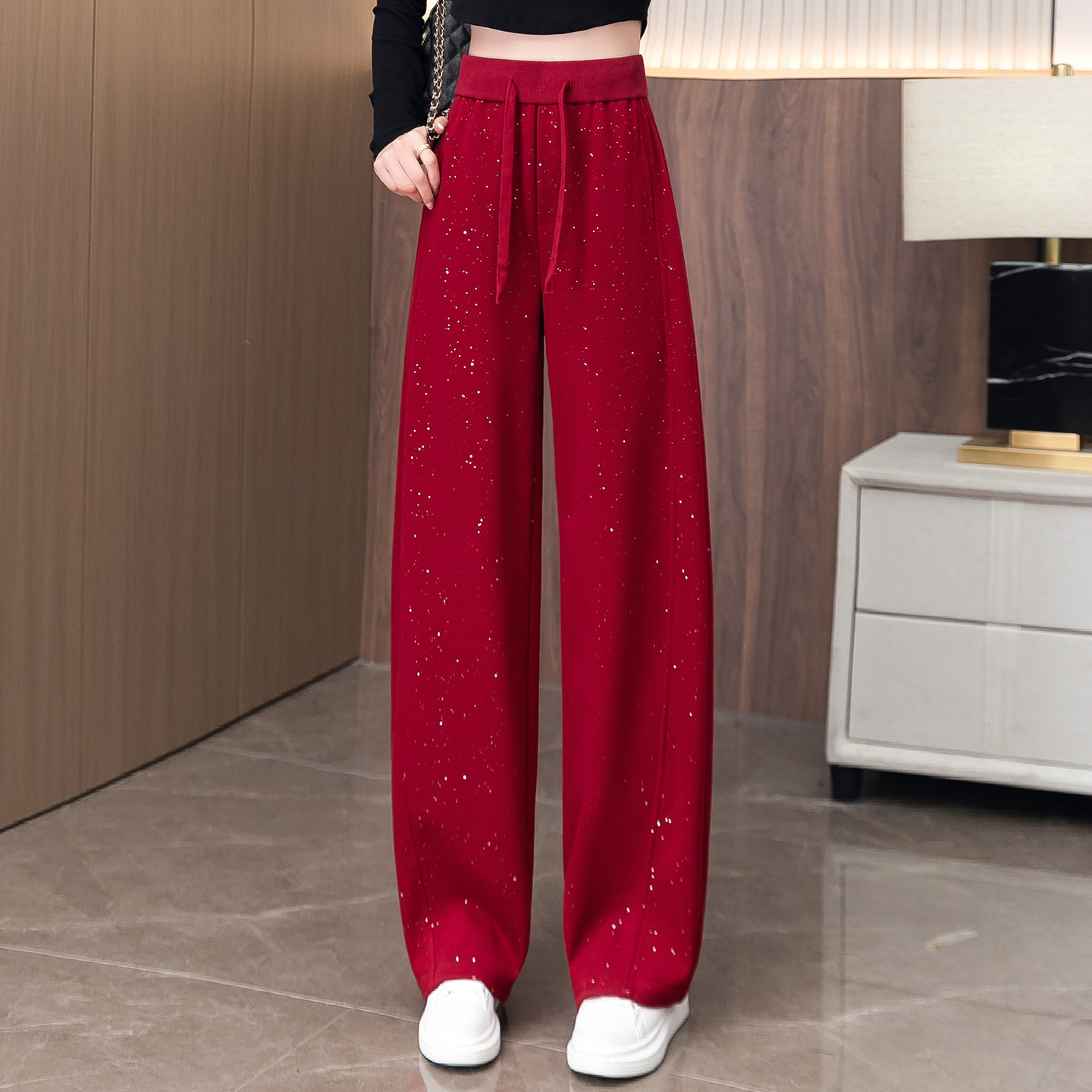 2026年早春新款烫钻女士阔腿卫裤高腰显瘦宽松抽绳弯刀裤休闲长裤