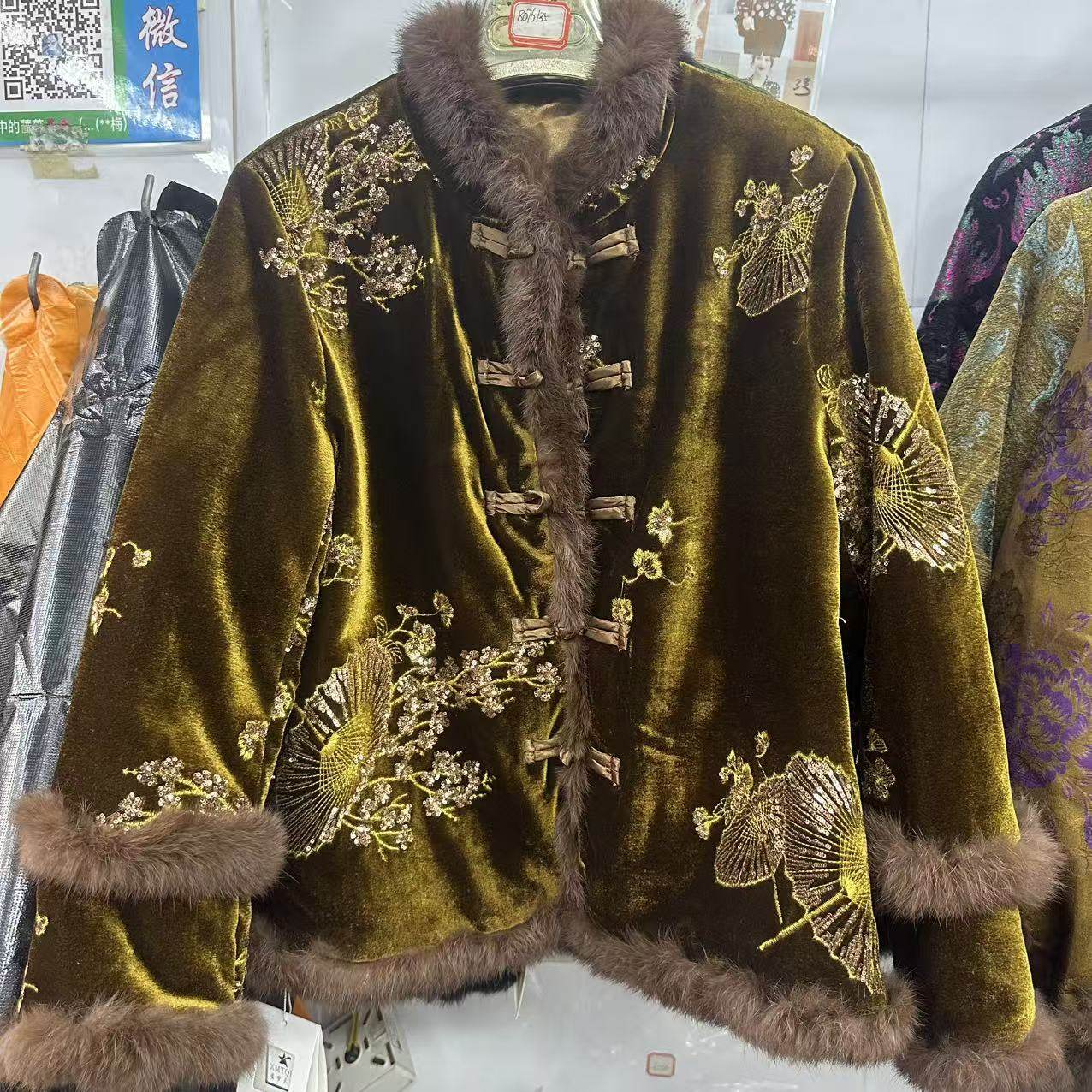 新中式国风冬季新款复古盘扣棉服外套时尚亮片设计真毛毛领棉衣女,女装/女士精品,棉衣/棉服,淘宝优惠券,粉丝福利购,淘宝优惠卷