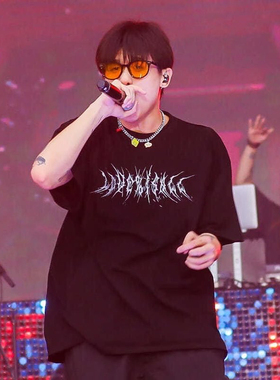 重磅2727WORLD法老同款SS25潮流嘻哈休闲宽松分裂印花logo短袖T恤