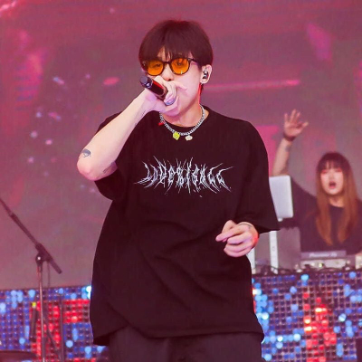 重磅2727WORLD法老同款SS25潮流嘻哈休闲宽松分裂印花logo短袖T恤