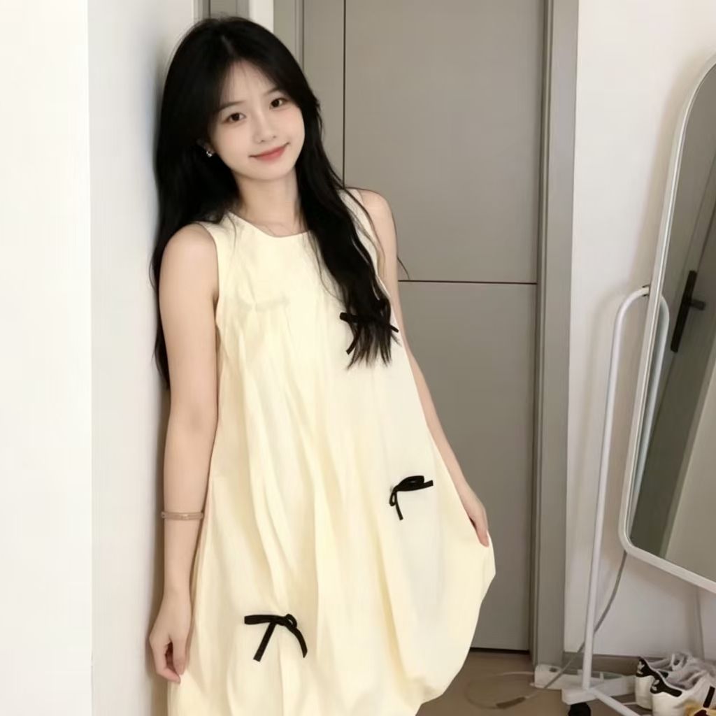 大码微胖夏季法式无袖花苞连衣裙