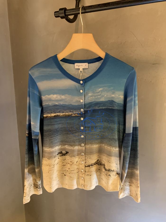 香港印花搭扣薄款外套