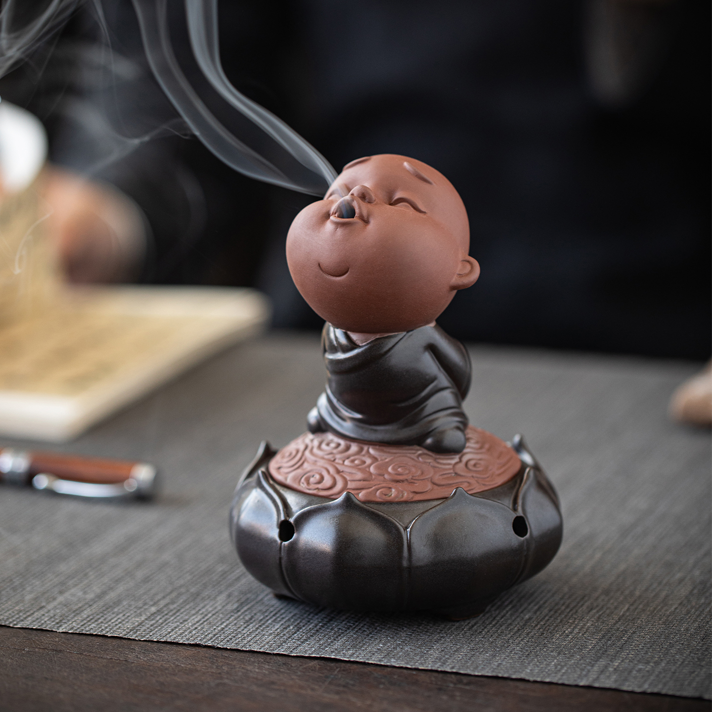 禅意陶瓷可爱小和尚莲花盘香炉