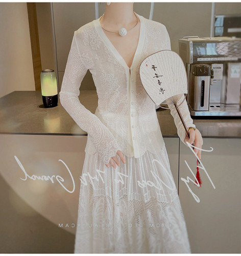 厂家-镇店100黄金羊毛银丝80S针织蕾丝140细度显瘦开衫V领打底衫