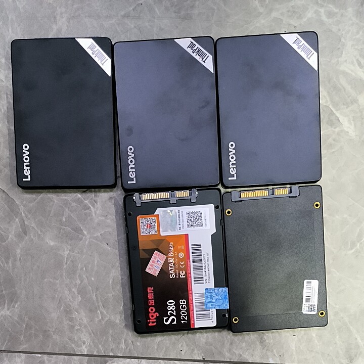 拆机二手120G 240G 256G 512G 1T 2T 2.5寸SATA3.0固态硬盘图片
