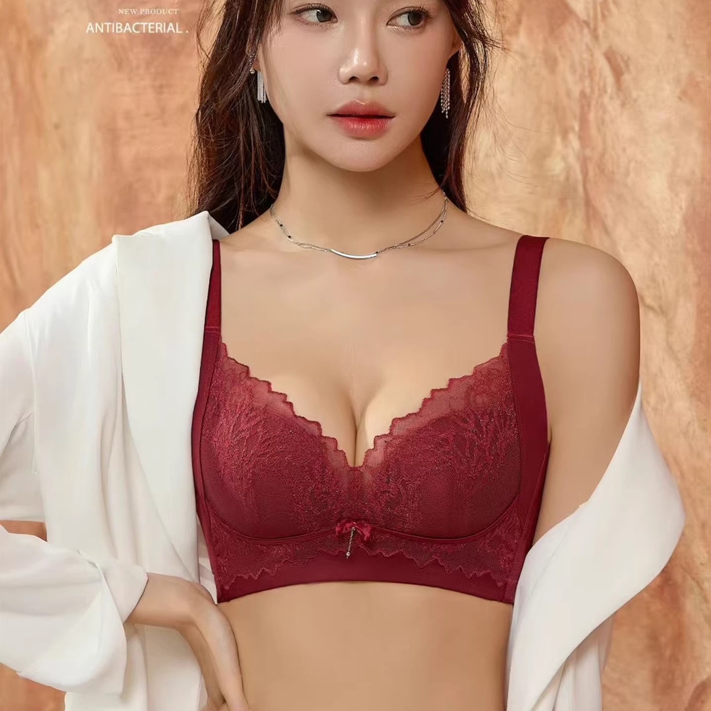 婵娟鸟8878中厚A杯小胸聚拢调整型无钢圈收副乳防下垂蚕丝文胸罩