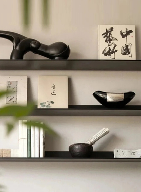 【可开票】博古架抽象长鼻兽摆件