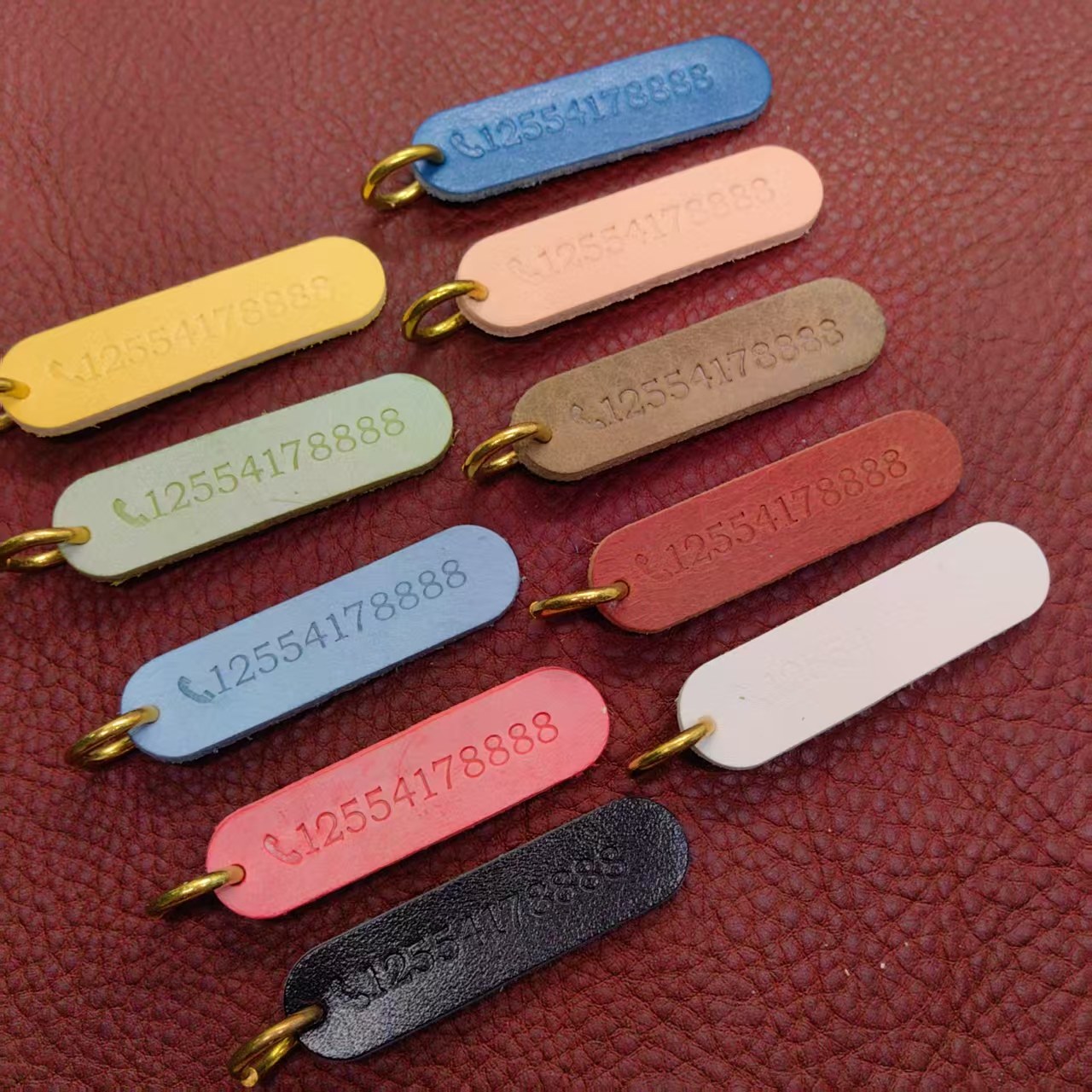 植鞣皮防丢刻字电话号码钥匙扣软牛皮手工定制复古情侣锁匙挂件