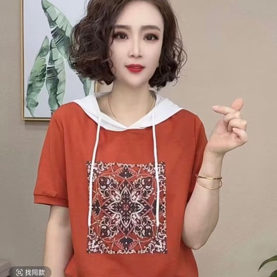 高端品牌花色卫衣女连帽妈妈装