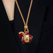 2026新款 红吊坠小众高级感生肖本命年项链毛衣链女 马上有钱中式