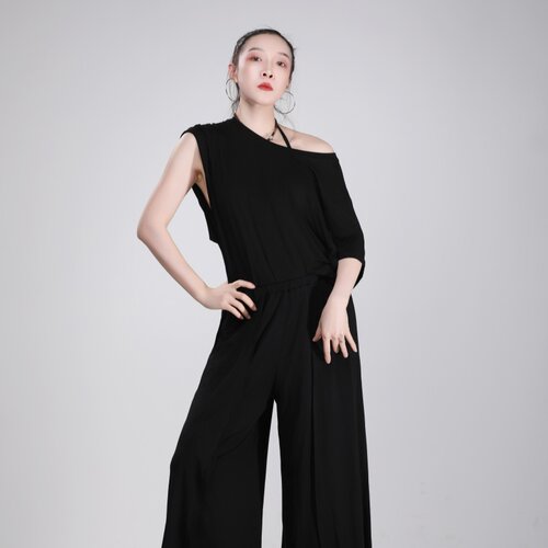 纪小白女款圆领短袖宽松显瘦T恤