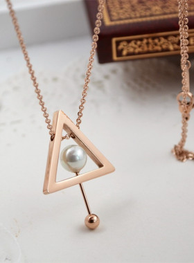 几何三角形珍珠钛钢毛衣链不掉色