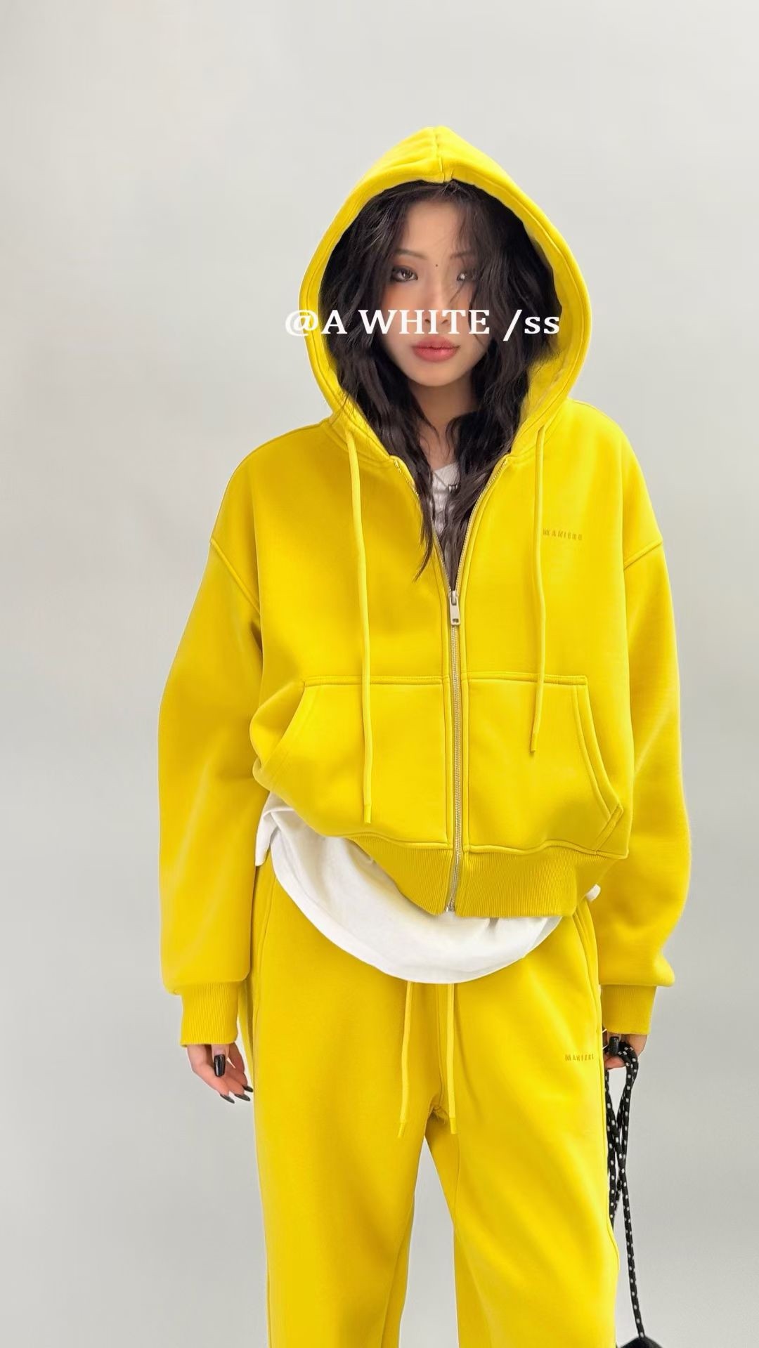 2025冬季新款韩版宽松显瘦百搭连帽开衫卫衣外套女休闲加绒上衣潮