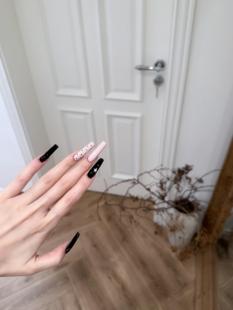 美甲ins风纯欲星星显白高级感 韩系黑粉波点纯手工穿戴甲中长款