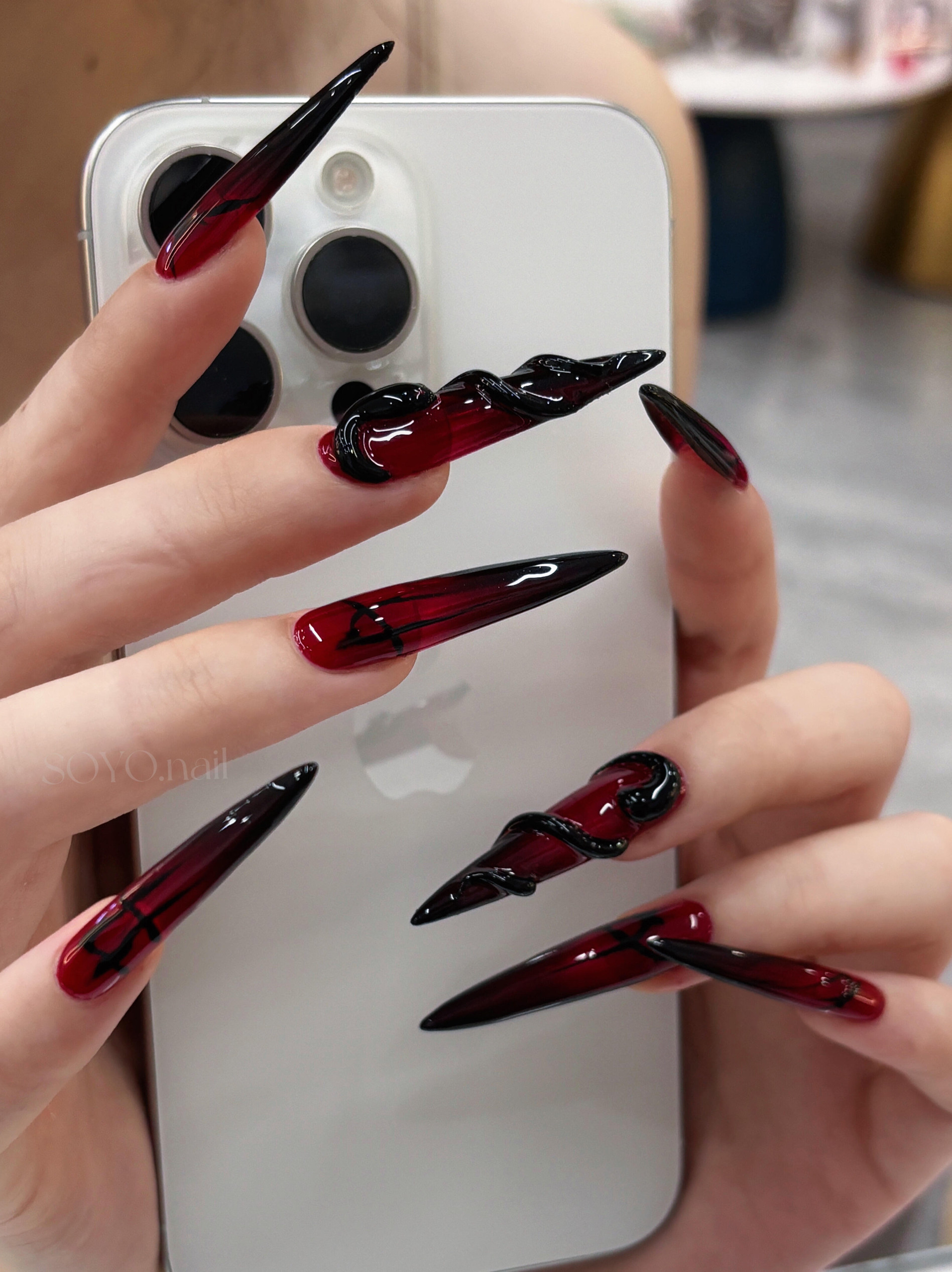 2025新款手工穿戴甲长款透红黑渐变黑蛇美甲辣妹显白纯欲风高级感,彩妆/香水/美妆工具,穿戴甲/甲片,淘宝优惠券,粉丝福利购,淘宝优惠卷