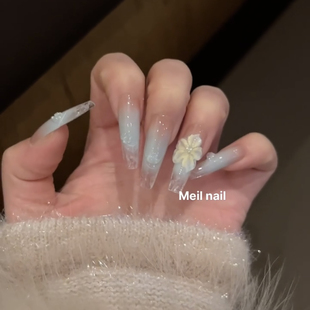 手工穿戴甲长款 蓝色渐变碎冰冰立体雕花美甲显白气质高级 琉璃