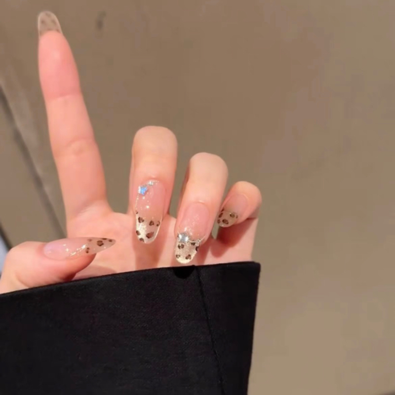 小豹纹法式ins风甜酷可爱豹纹美甲百搭显白可拆卸纯手工穿戴甲