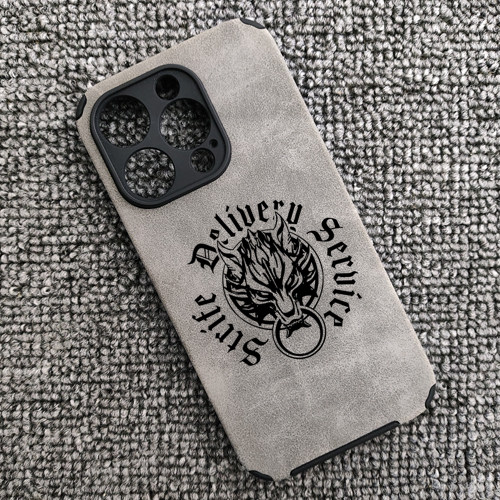 最终幻想ff7重生克劳德动漫周边手机壳适用于iphone16PRO苹果小米14三星S24U红米k70华为p50荣耀VIVOX90oppo