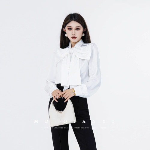 MD千亿【蝴蝶少女】2026早秋新款时尚气质显瘦蝴蝶结上衣