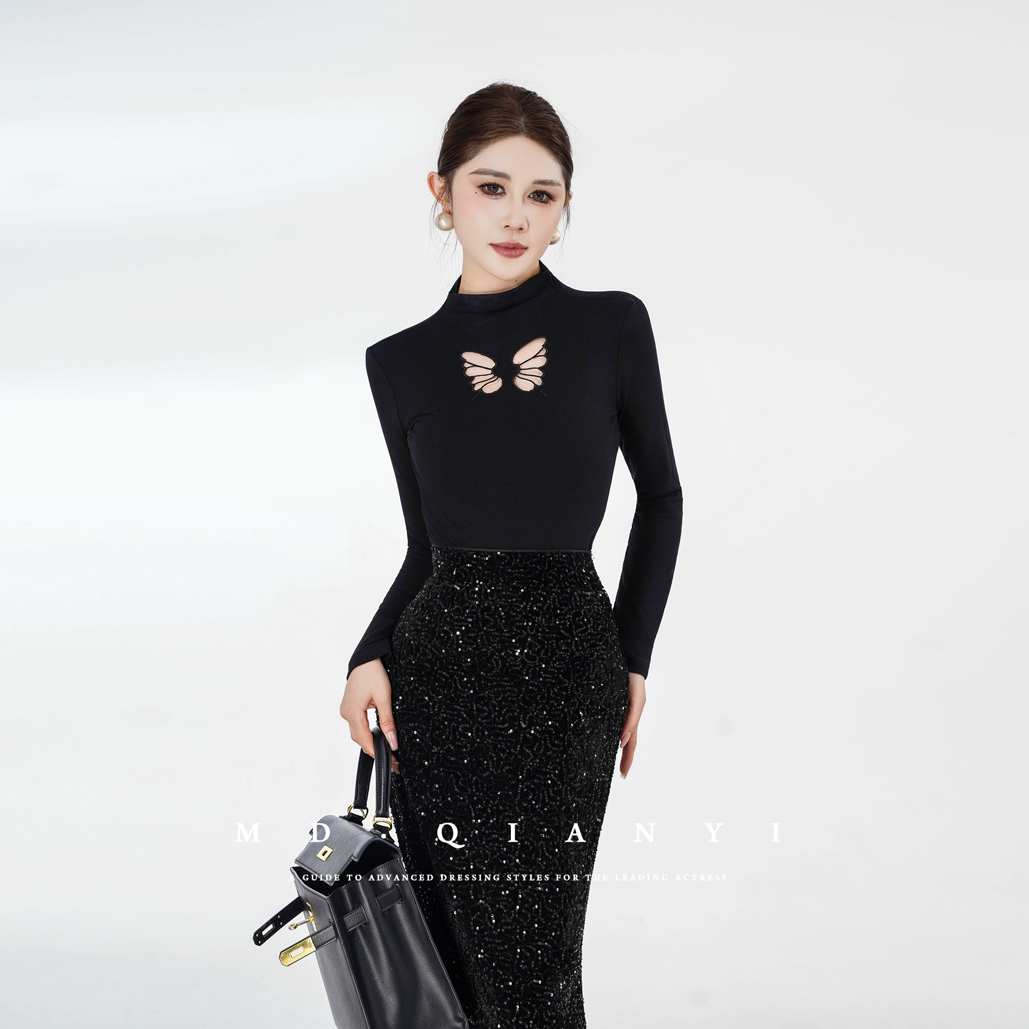 MD千亿【旺运福蝶】2025秋冬时尚百搭修身保暖加厚打底T恤