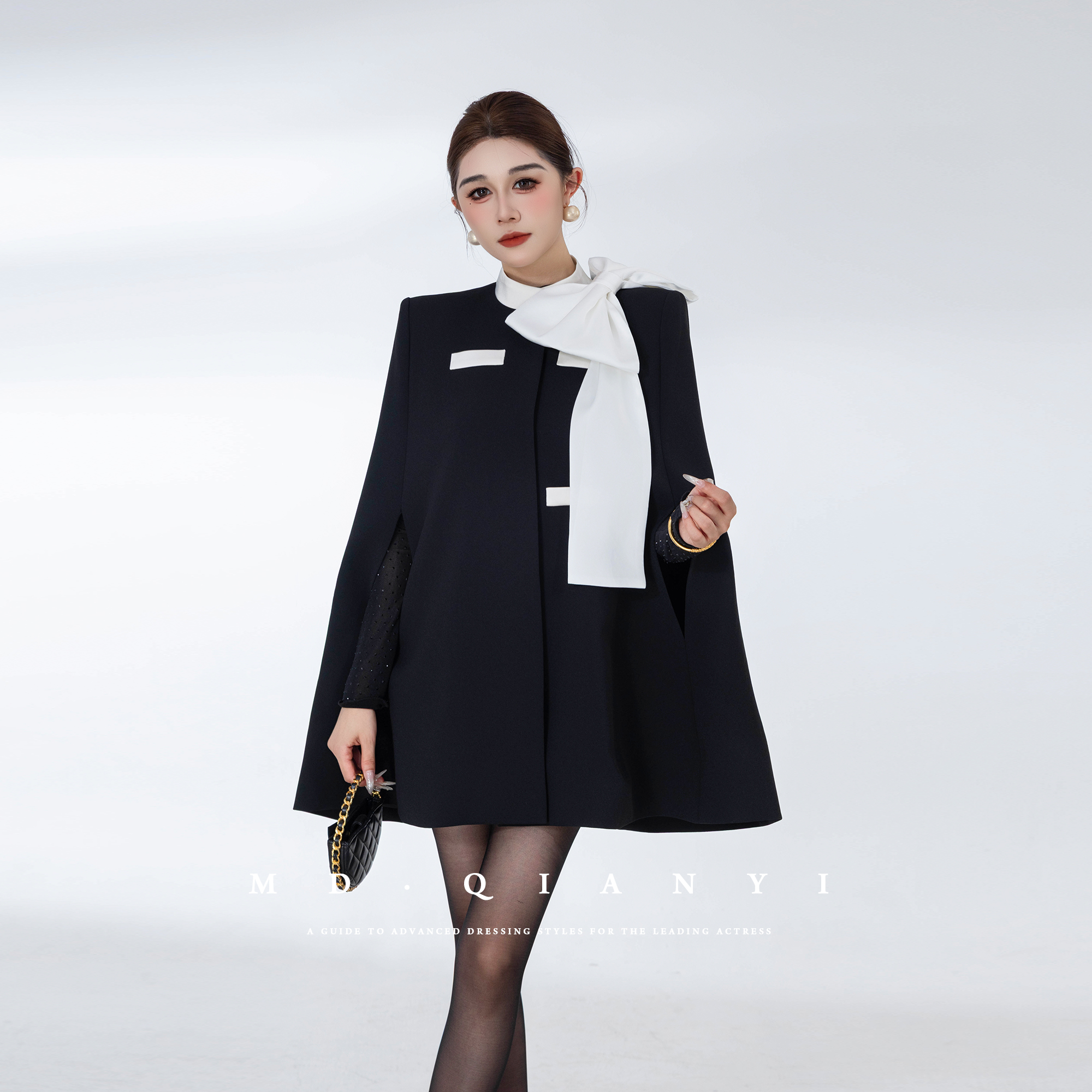 MD千亿【COCO小姐】2025秋季新款显瘦百搭时尚优雅收腰短外套