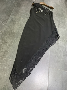 黑色拼接蕾丝性感不对称斜边裙摆夜场吊带连衣裙