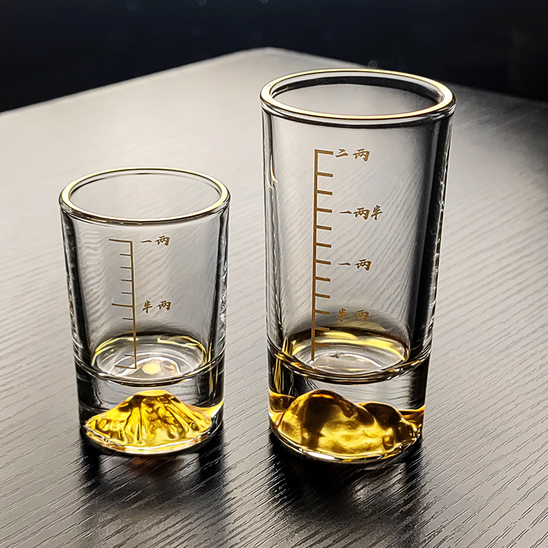 新款玻璃二两白酒杯高级感图片
