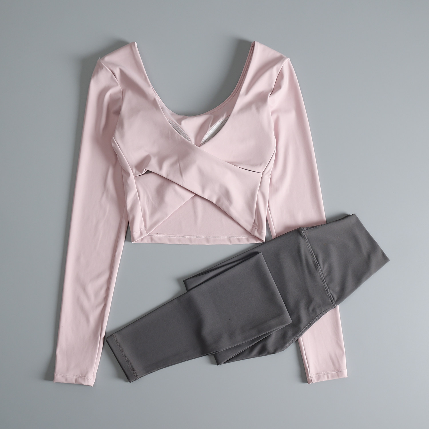健身服套装女秋季时尚好看跑步锻炼瑜伽服交叉美背运动训练长袖