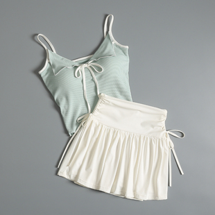 羽毛球网球运动套装女夏季一体式瑜伽文胸吊带跑步专业健身短裙