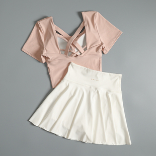 羽毛球运动套装女夏季高颜值普拉提瑜伽服跑步速干健身美背短袖