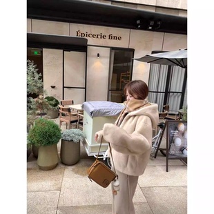 立减 25秋冬折扣 仿貂毛连帽慵懒感环保毛毛短外套女 AHY