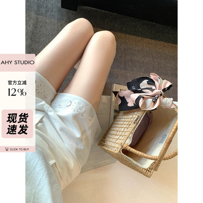 AHY重工中腰简约绣花休闲短裤女