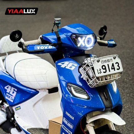 YIAA 雅马哈巧格jog i125透镜led XO大灯总成RGB幻彩 日行灯