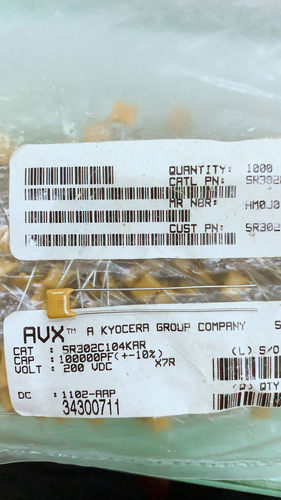 美国AVX 0.1UF 200V 104多层陶瓷高温高频电容SR302