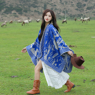 旅行披肩大西北西藏云南大斗篷民族风保暖披风围巾厚2025新款百搭