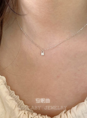 超闪锆石925银方形锁吊坠ins项链